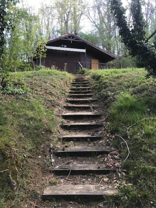Chalet Au Milieu De La Foret Avec Lac A Proximite Layrac Екстериор снимка