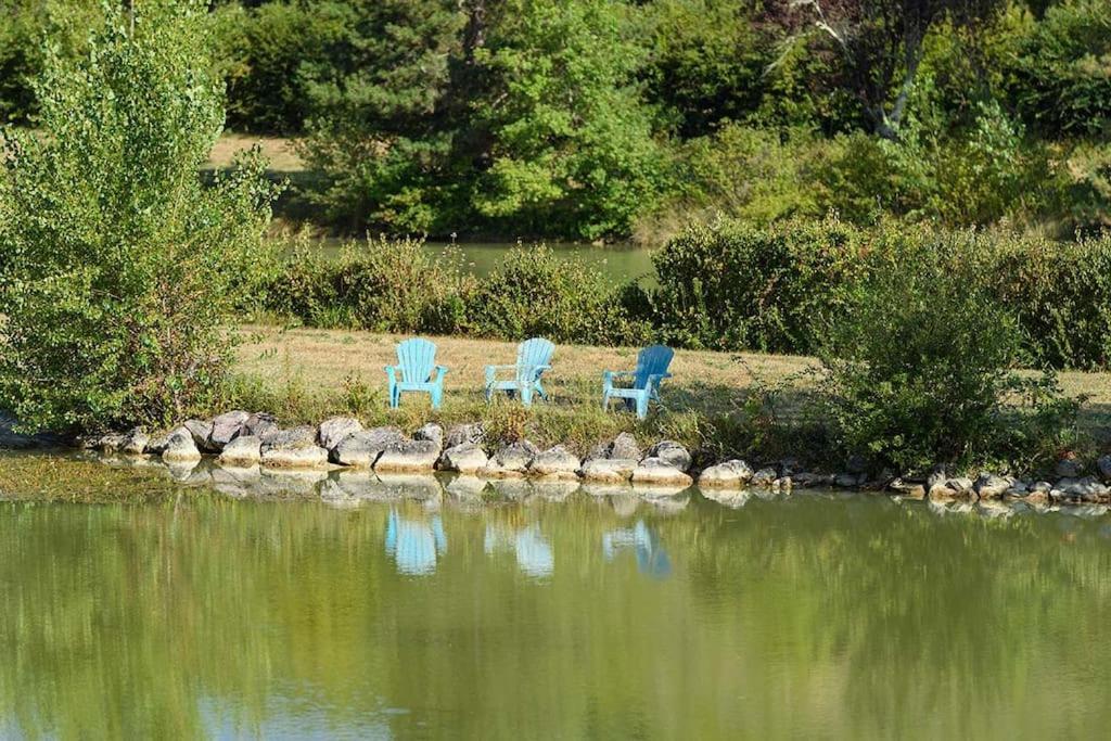 Chalet Au Milieu De La Foret Avec Lac A Proximite Layrac Екстериор снимка