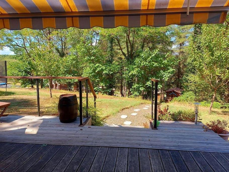 Chalet Au Milieu De La Foret Avec Lac A Proximite Layrac Екстериор снимка